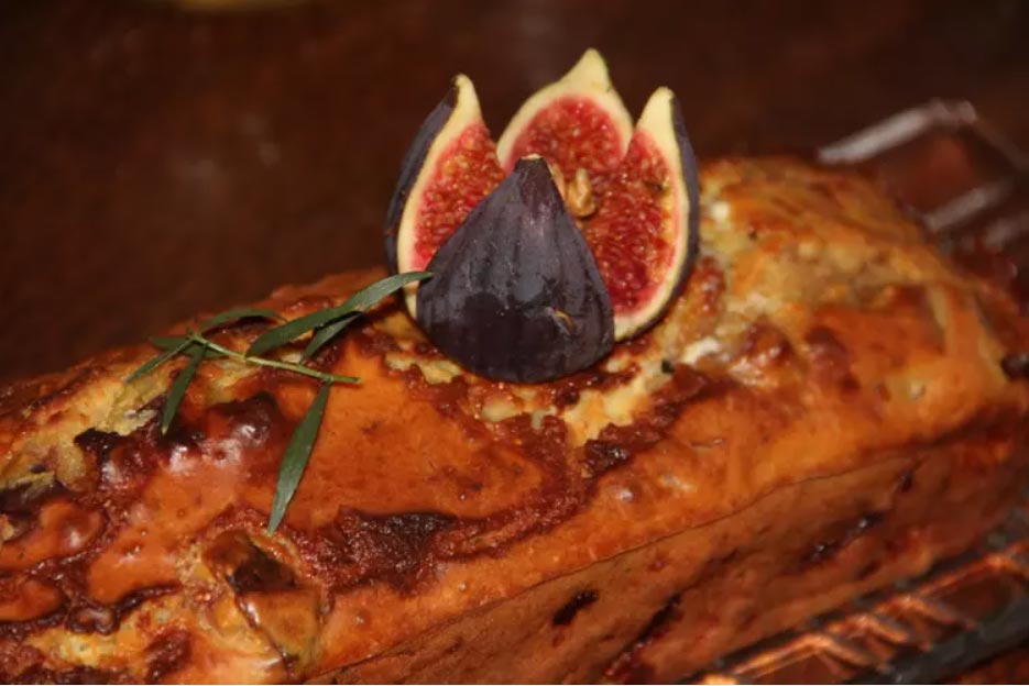 Cake aux figues de Solliès et au jambon cru